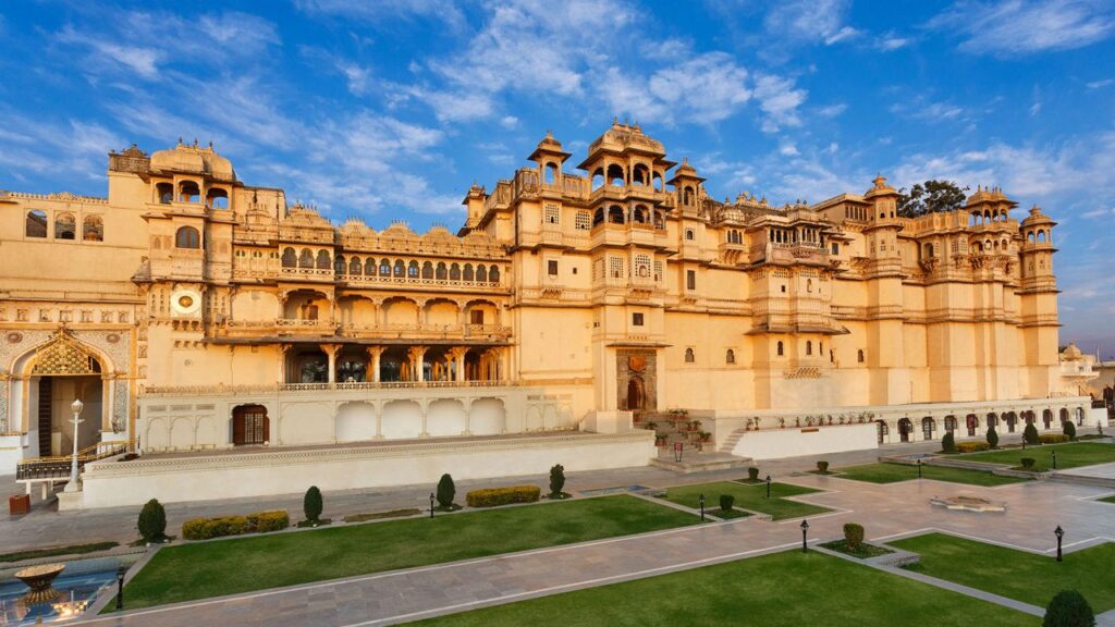 city palace udaipur rajasthan 1 new attr hero